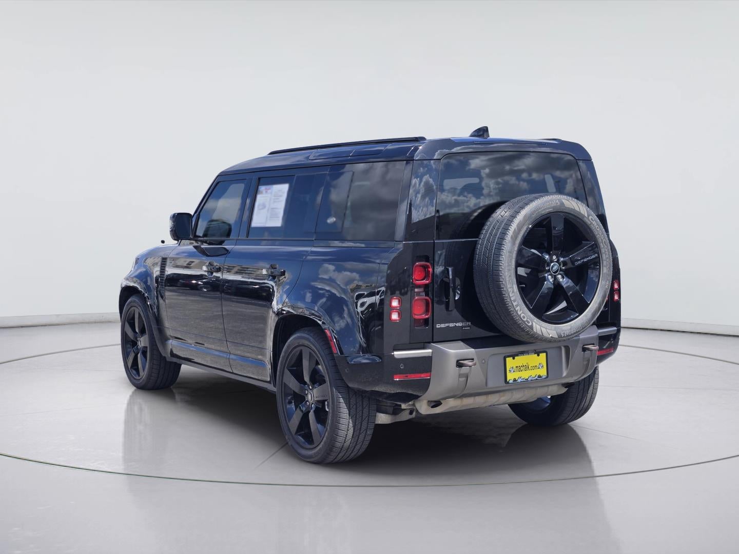 2022 Land Rover Defender X-Dynamic HSE