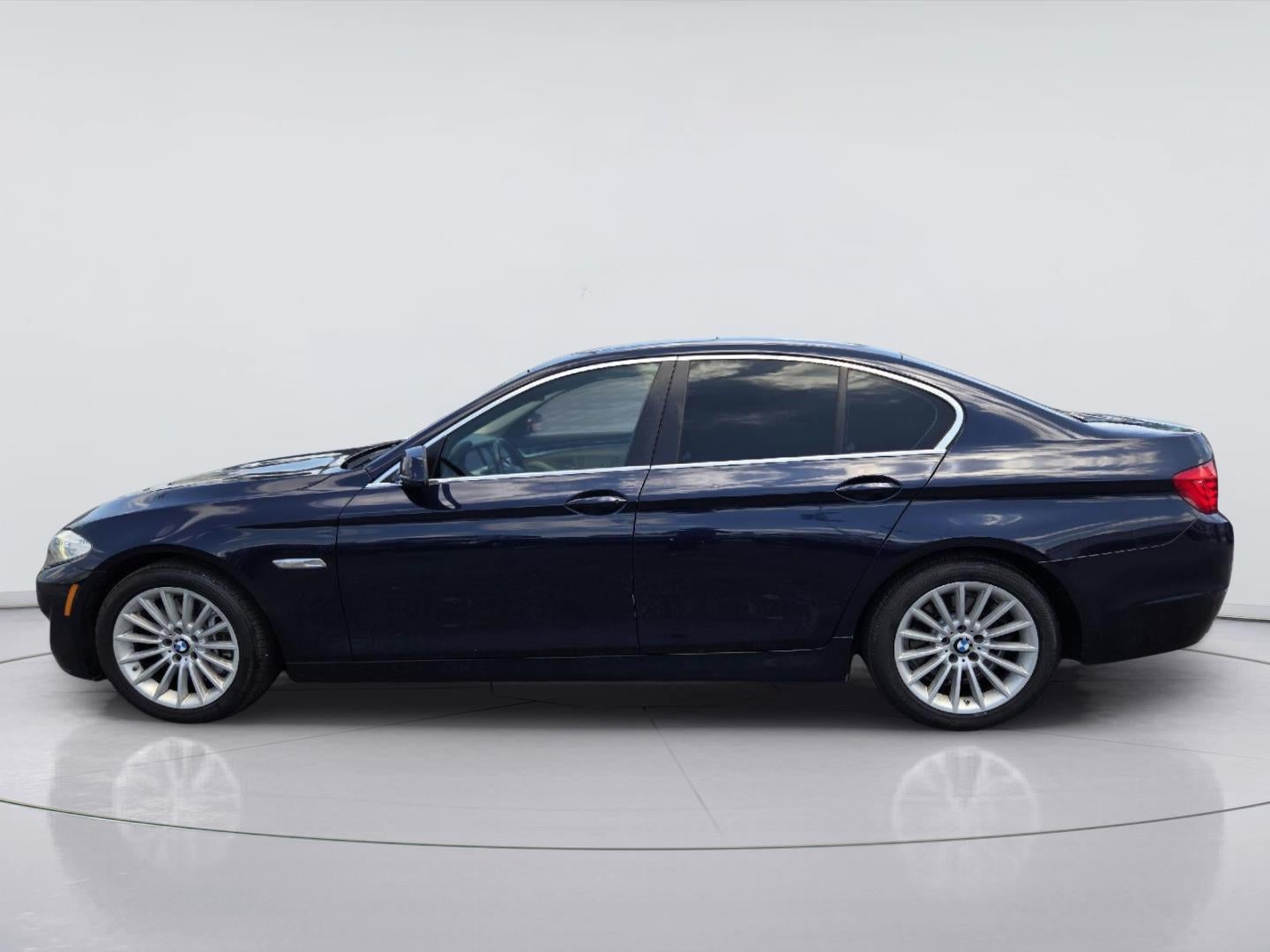 2011 BMW 5 Series 535i