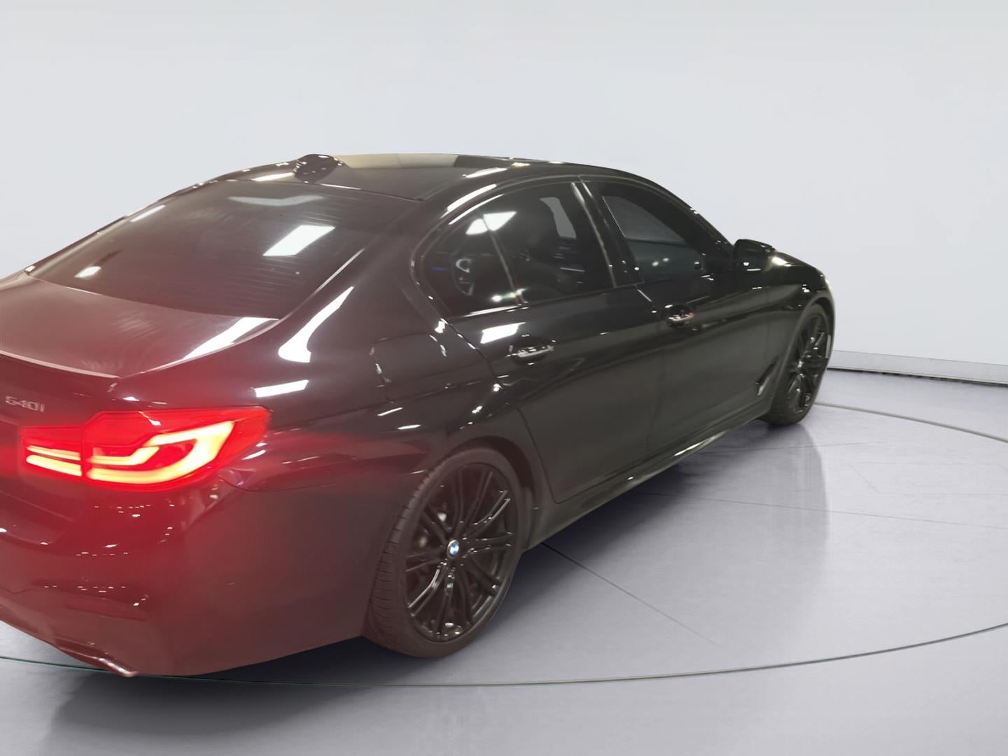 2017 BMW 5 Series 540i
