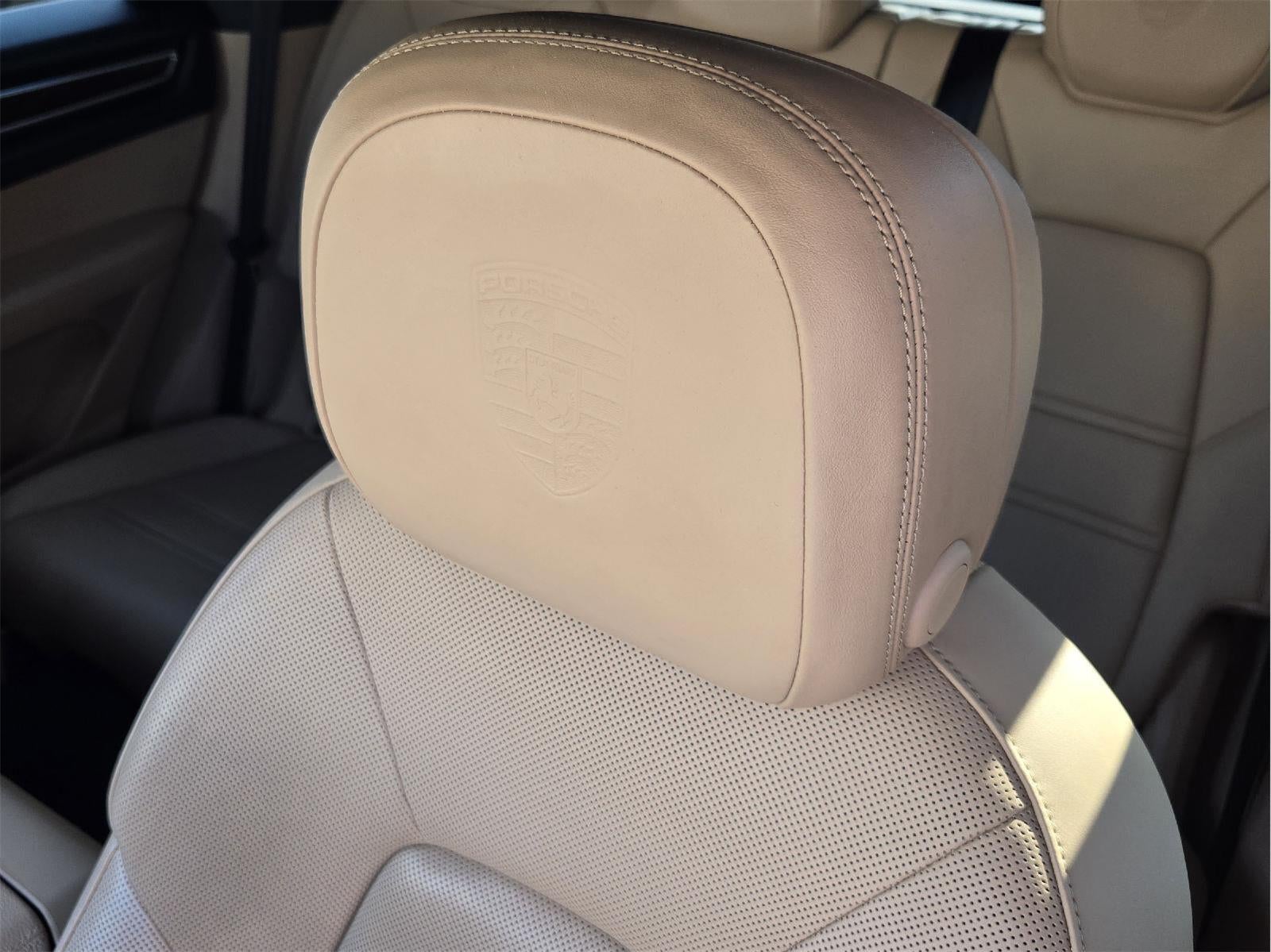 2021 Porsche Cayenne Base