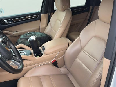 2021 Porsche Cayenne Base