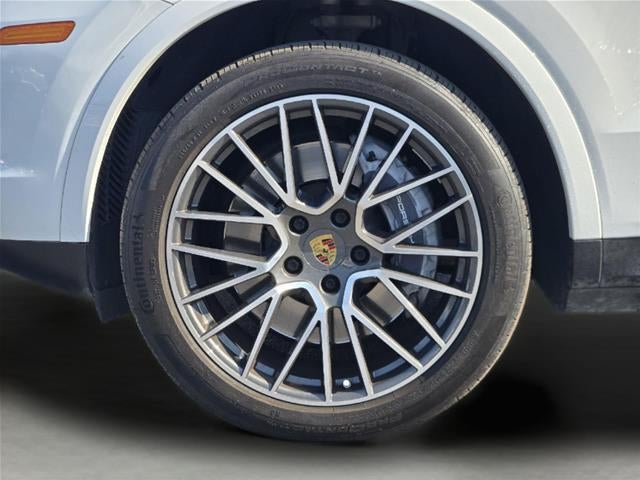 2021 Porsche Cayenne Base