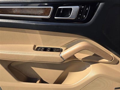 2021 Porsche Cayenne Base
