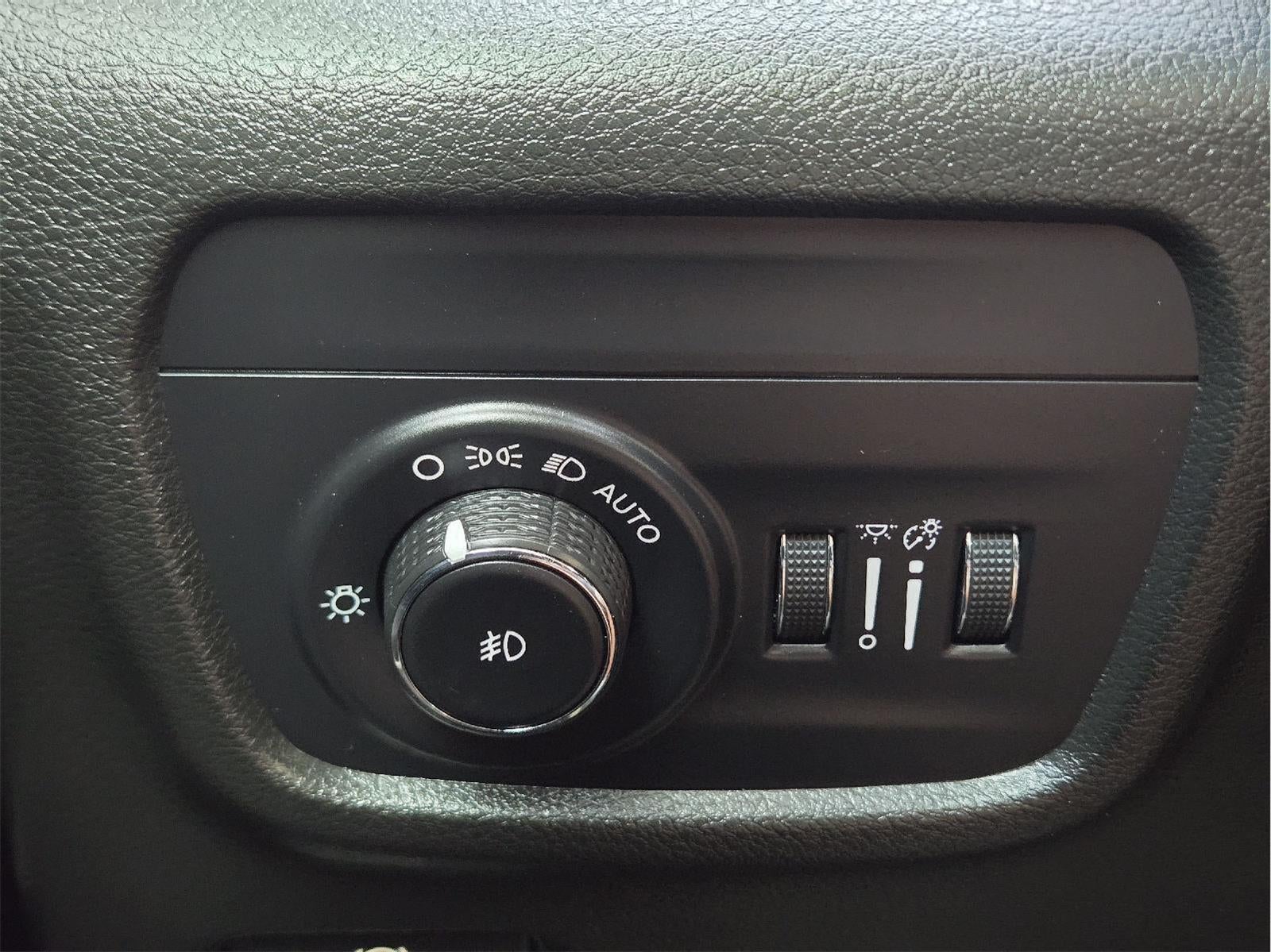2022 Jeep Grand Cherokee LIMI
