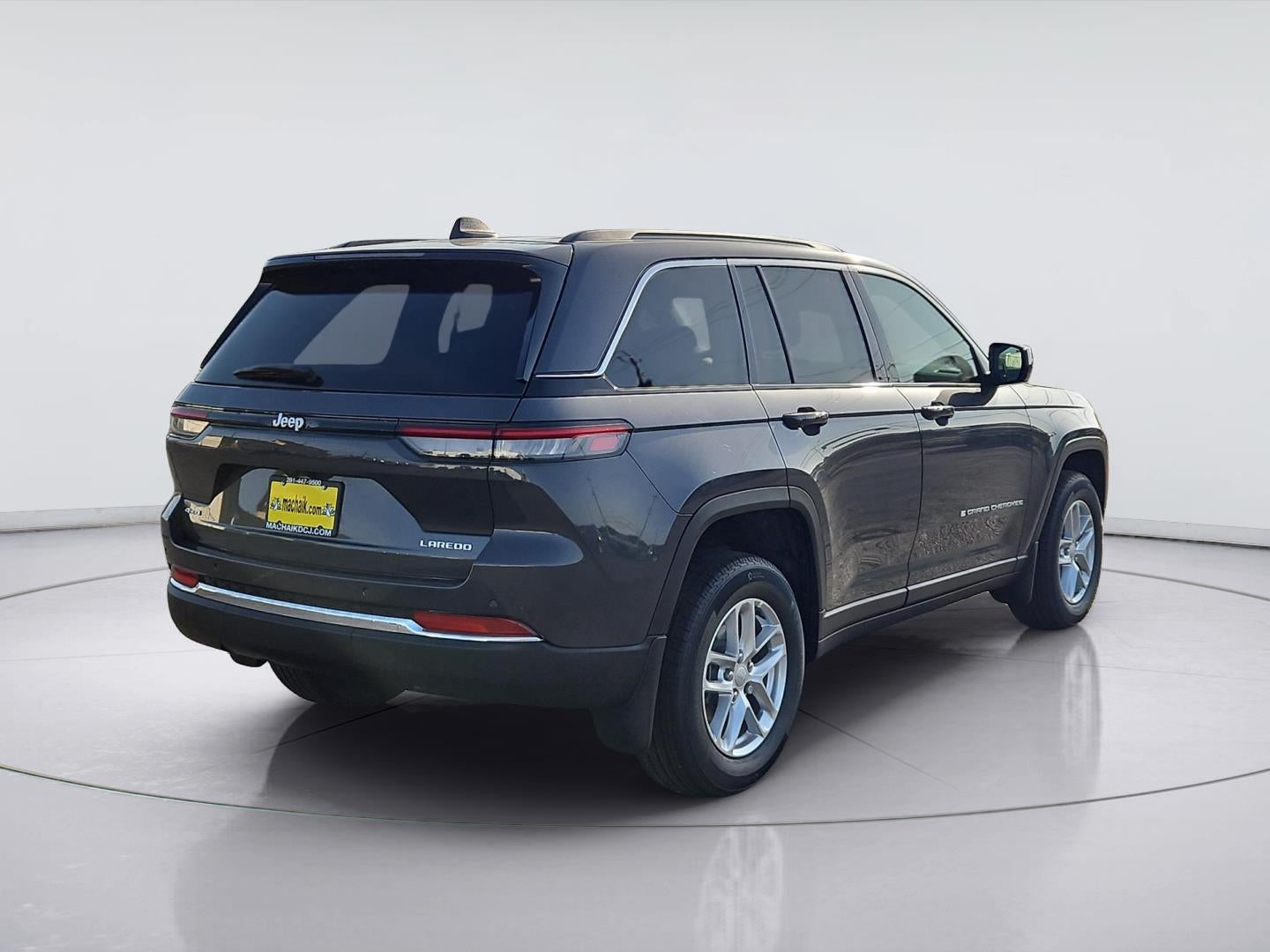 2026 Jeep Grand Cherokee Laredo X