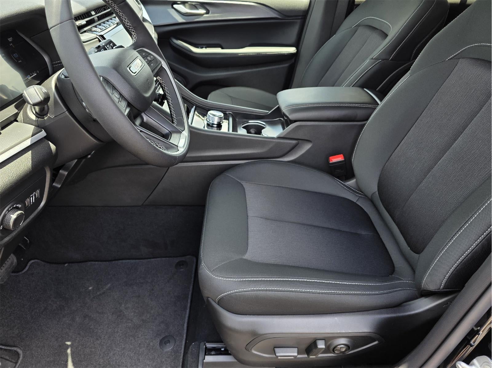 2026 Jeep Grand Cherokee Laredo X