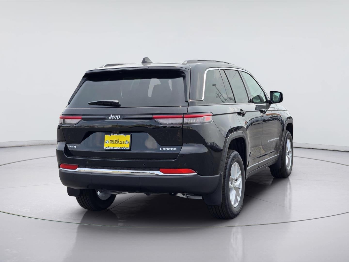 2026 Jeep Grand Cherokee Laredo X