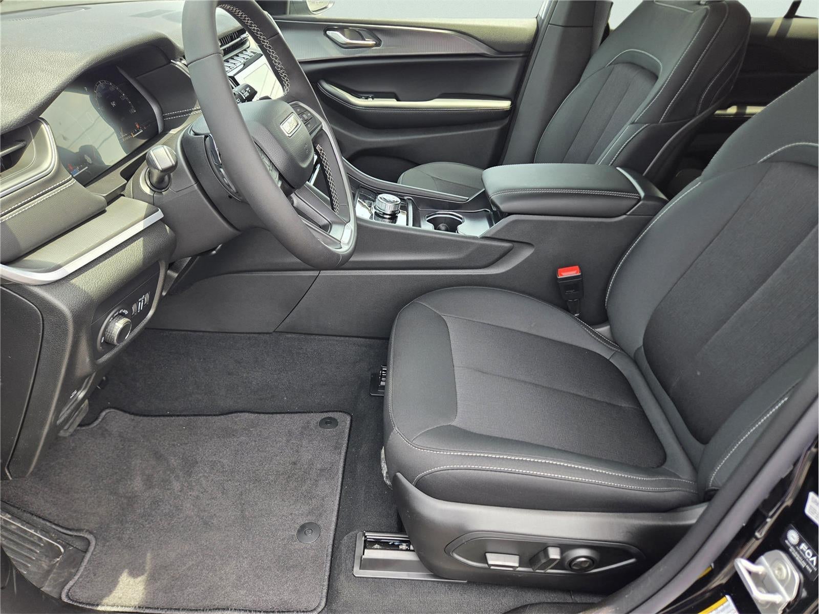 2026 Jeep Grand Cherokee Laredo X