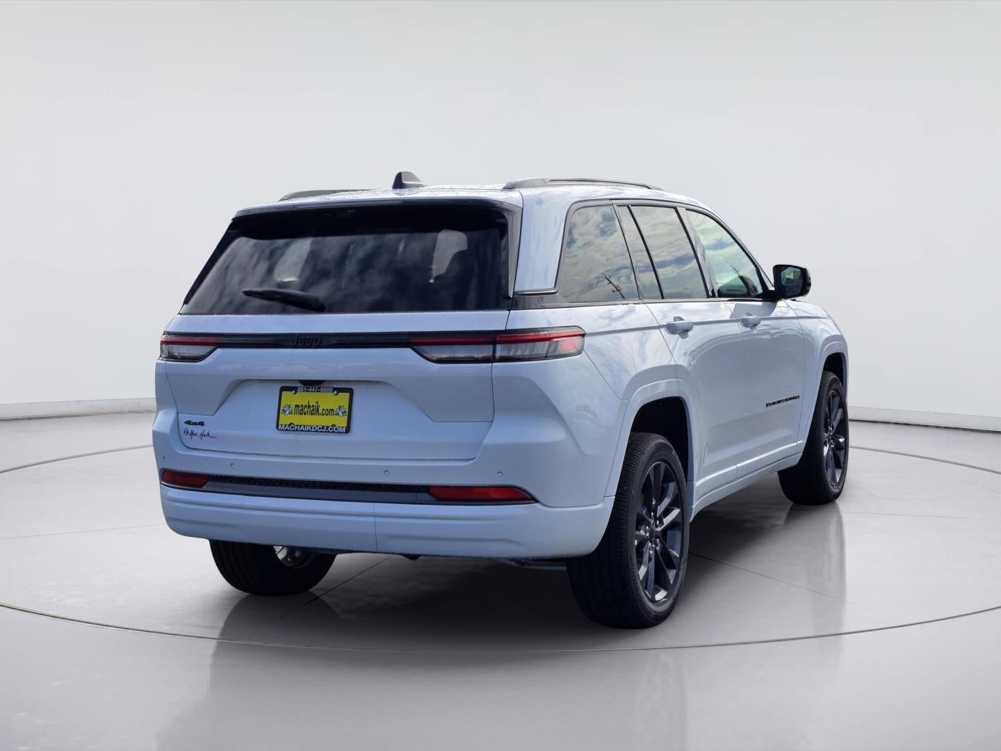 2026 Jeep Grand Cherokee Limited Reserve