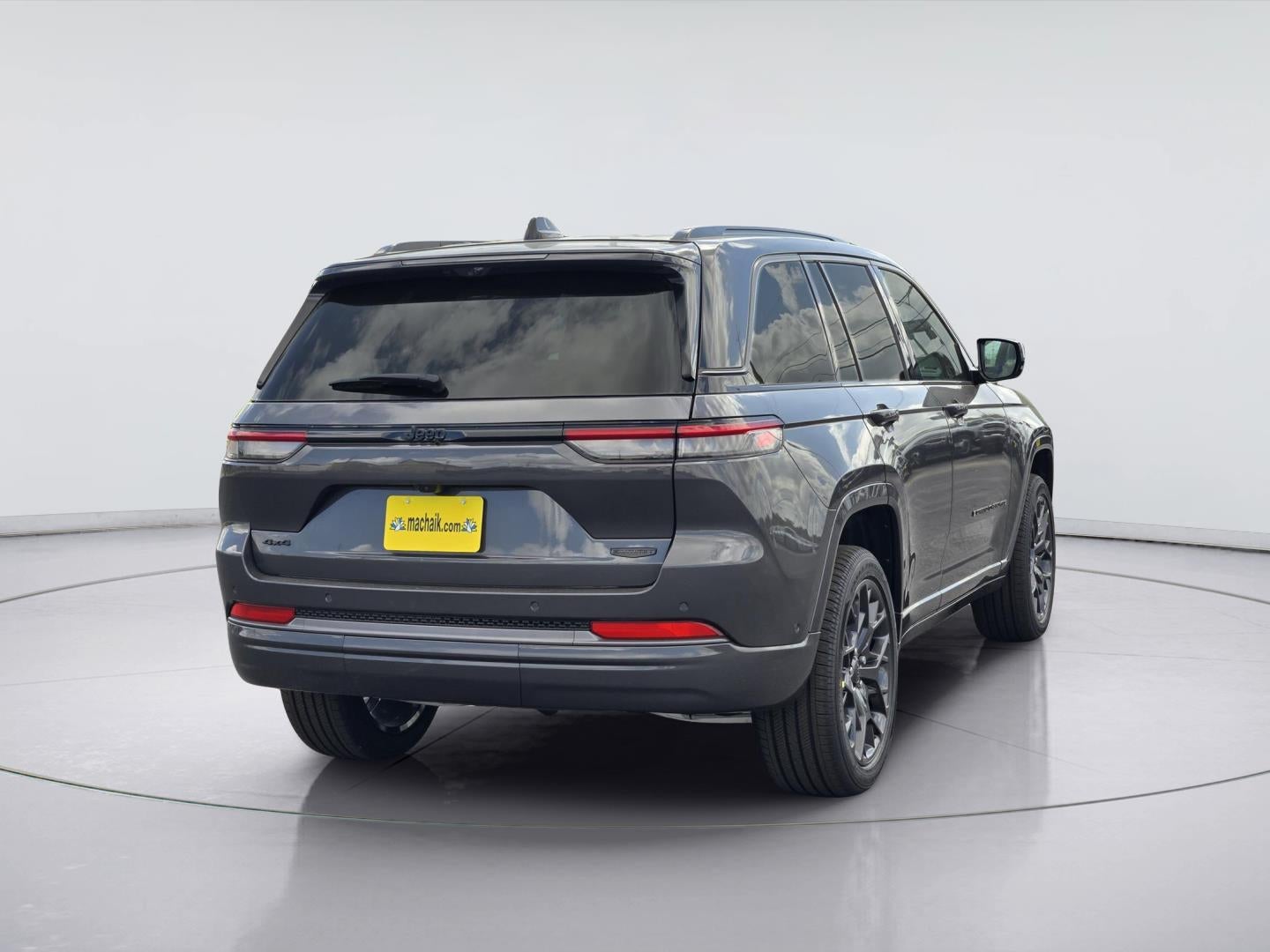 2026 Jeep Grand Cherokee Summit