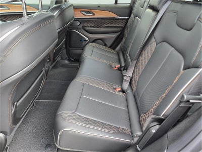 2026 Jeep Grand Cherokee Summit