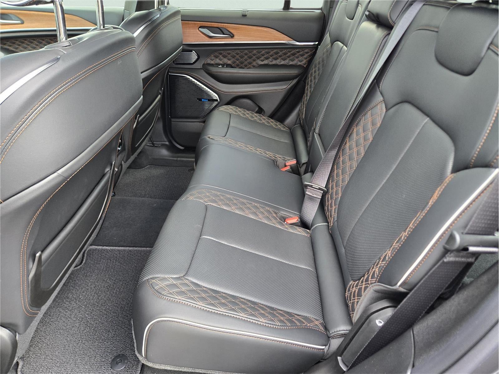 2026 Jeep Grand Cherokee Summit