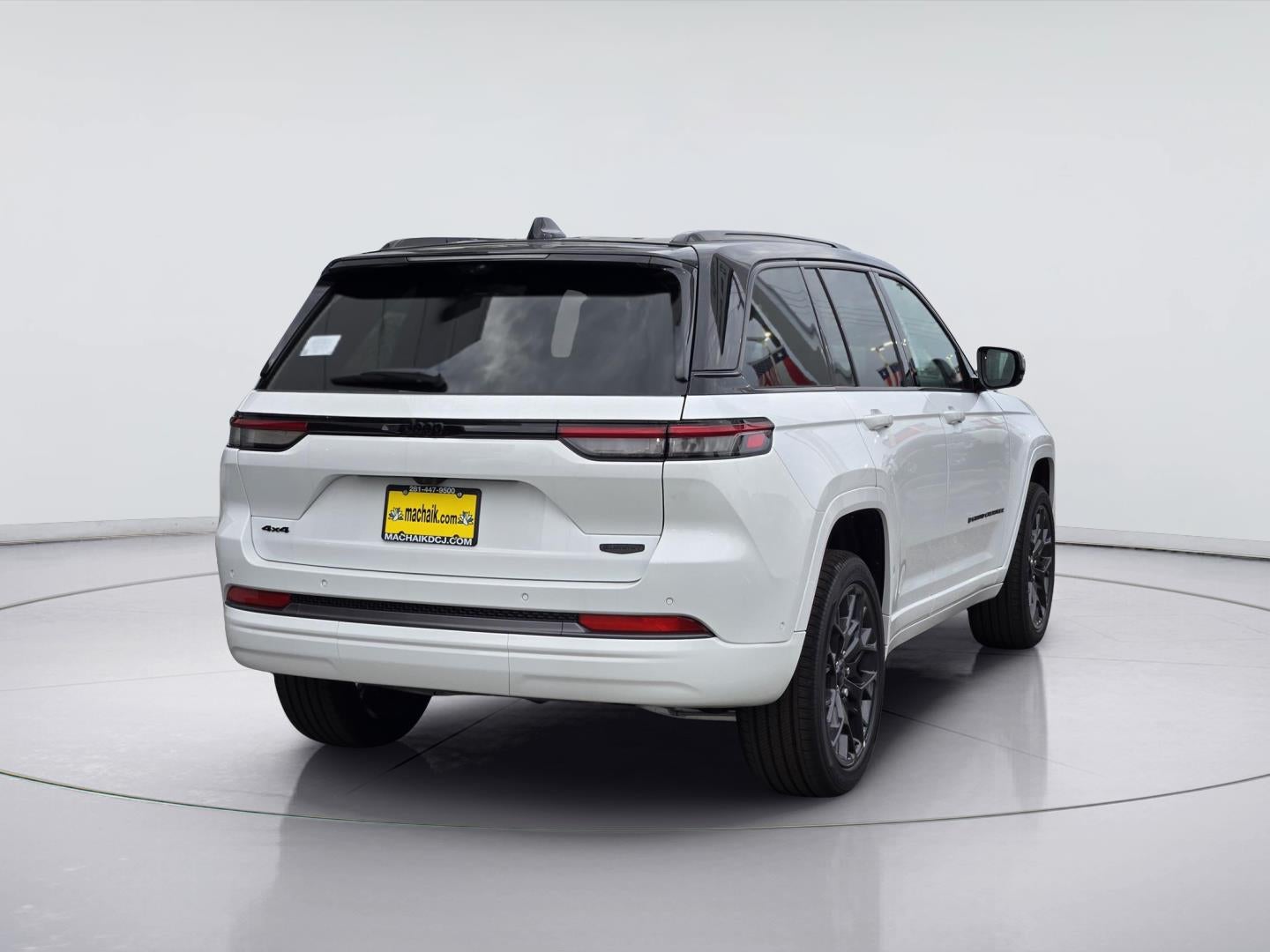 2026 Jeep Grand Cherokee Summit