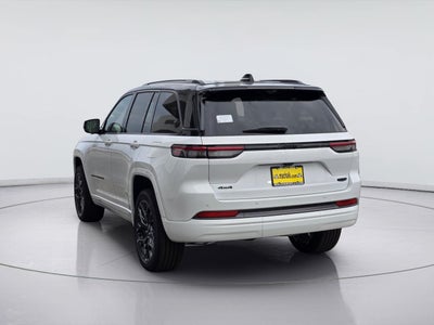 2026 Jeep Grand Cherokee Summit