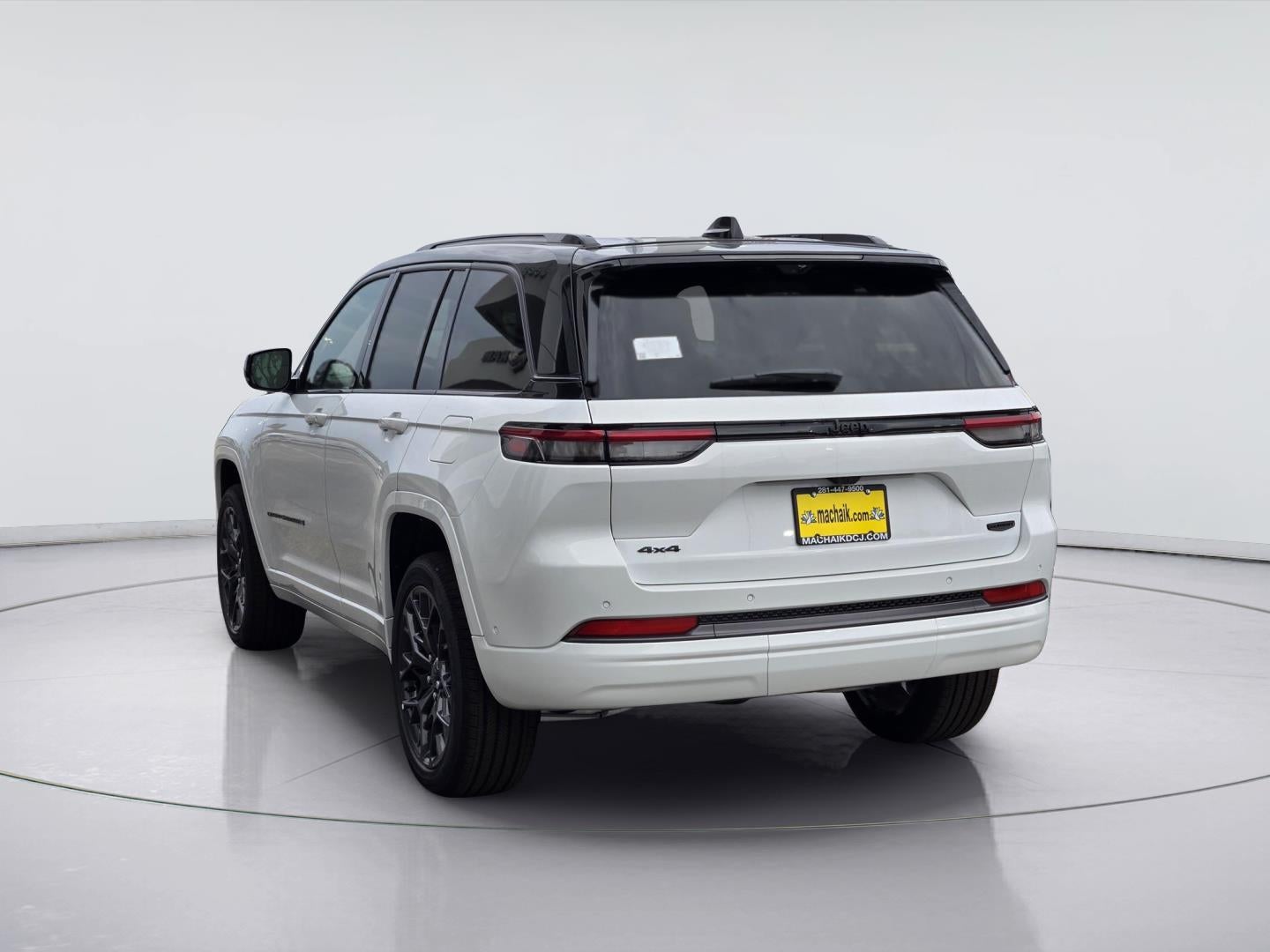 2026 Jeep Grand Cherokee Summit