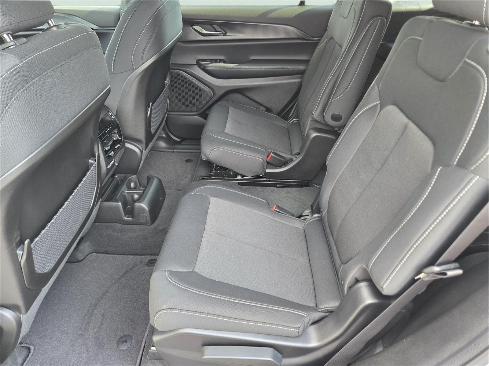 2026 Jeep Grand Cherokee L Laredo X