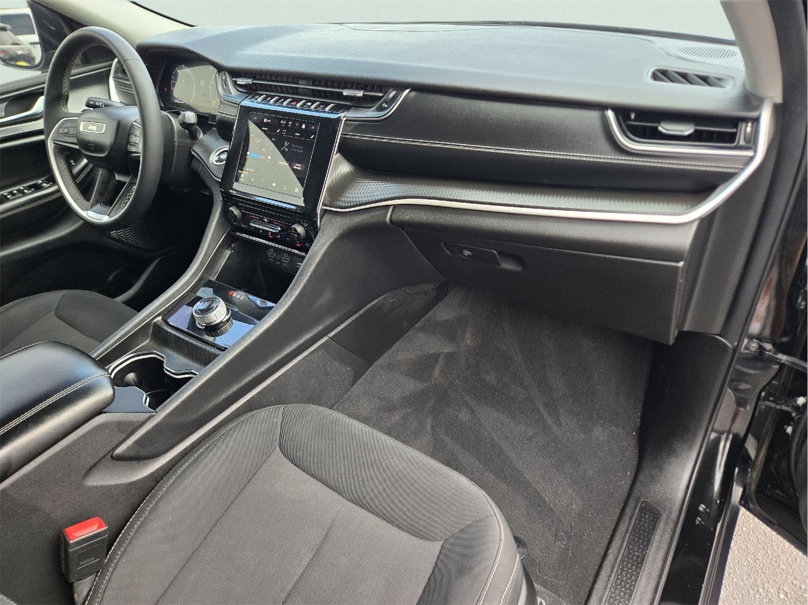2024 Jeep Grand Cherokee L Laredo