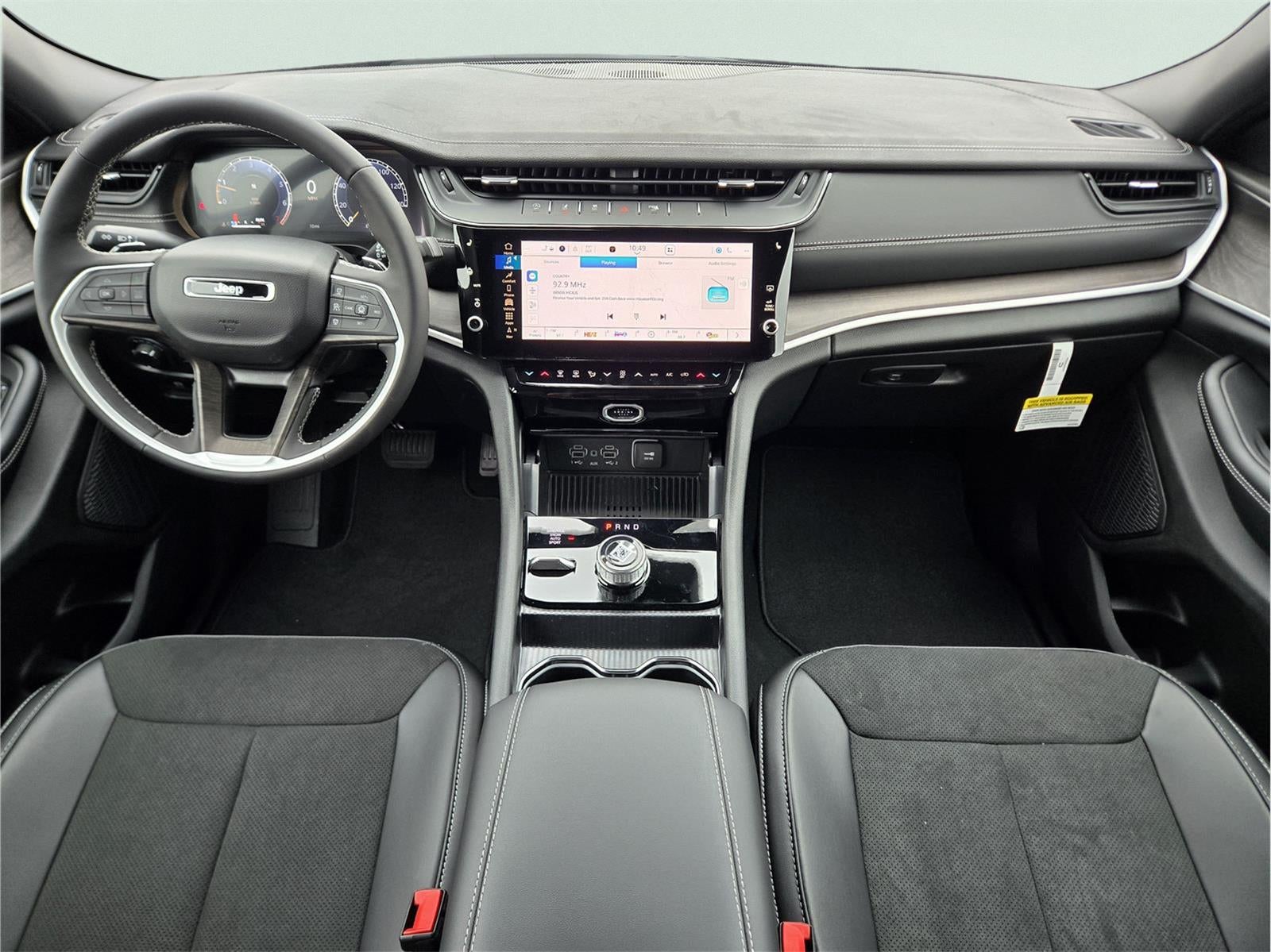 2026 Jeep Grand Cherokee L Laredo Altitude