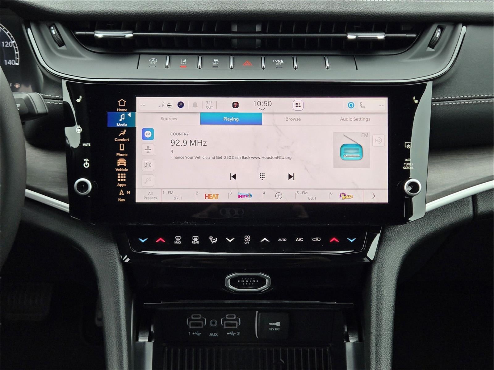 2026 Jeep Grand Cherokee L Laredo Altitude