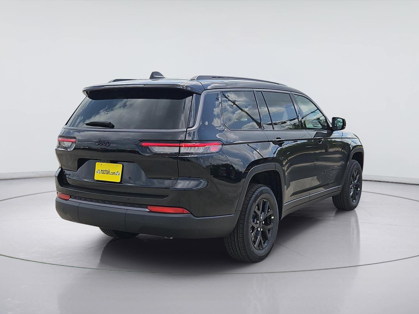 2026 Jeep Grand Cherokee L Laredo Altitude