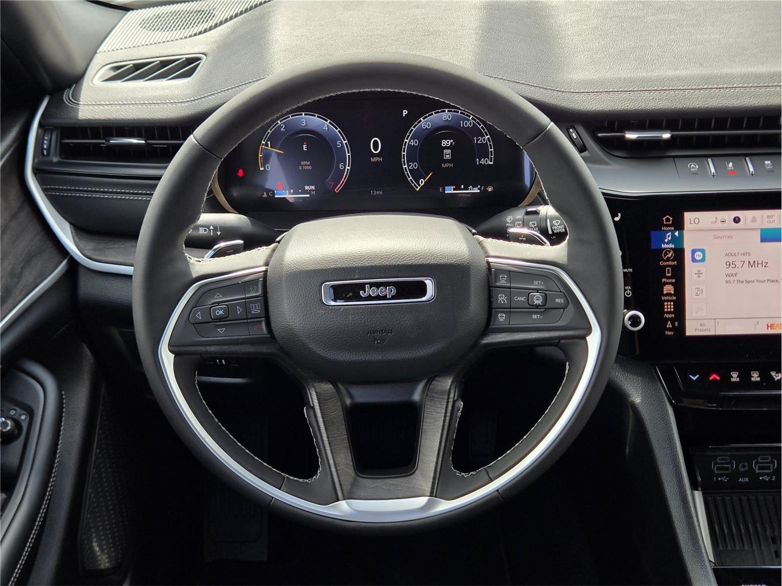 2026 Jeep Grand Cherokee L Laredo Altitude