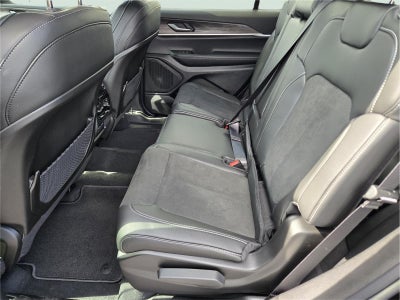 2026 Jeep Grand Cherokee L Laredo Altitude