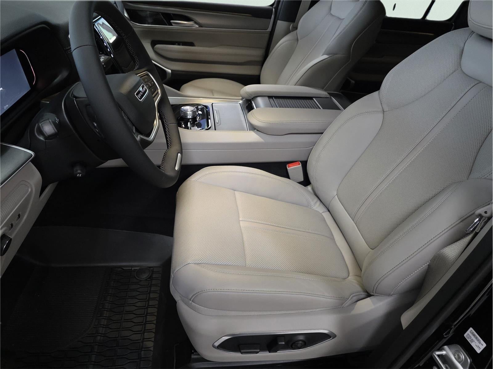 2026 Jeep Grand Wagoneer L BASE