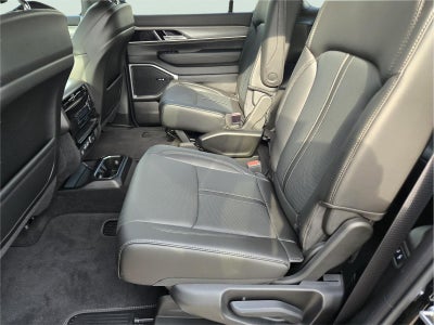 2026 Jeep Grand Wagoneer Base