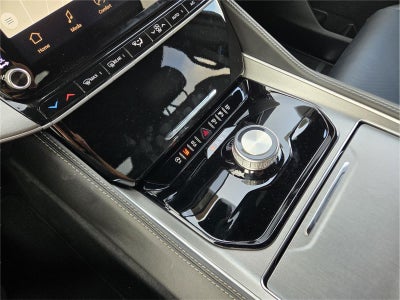 2026 Jeep Grand Wagoneer Base