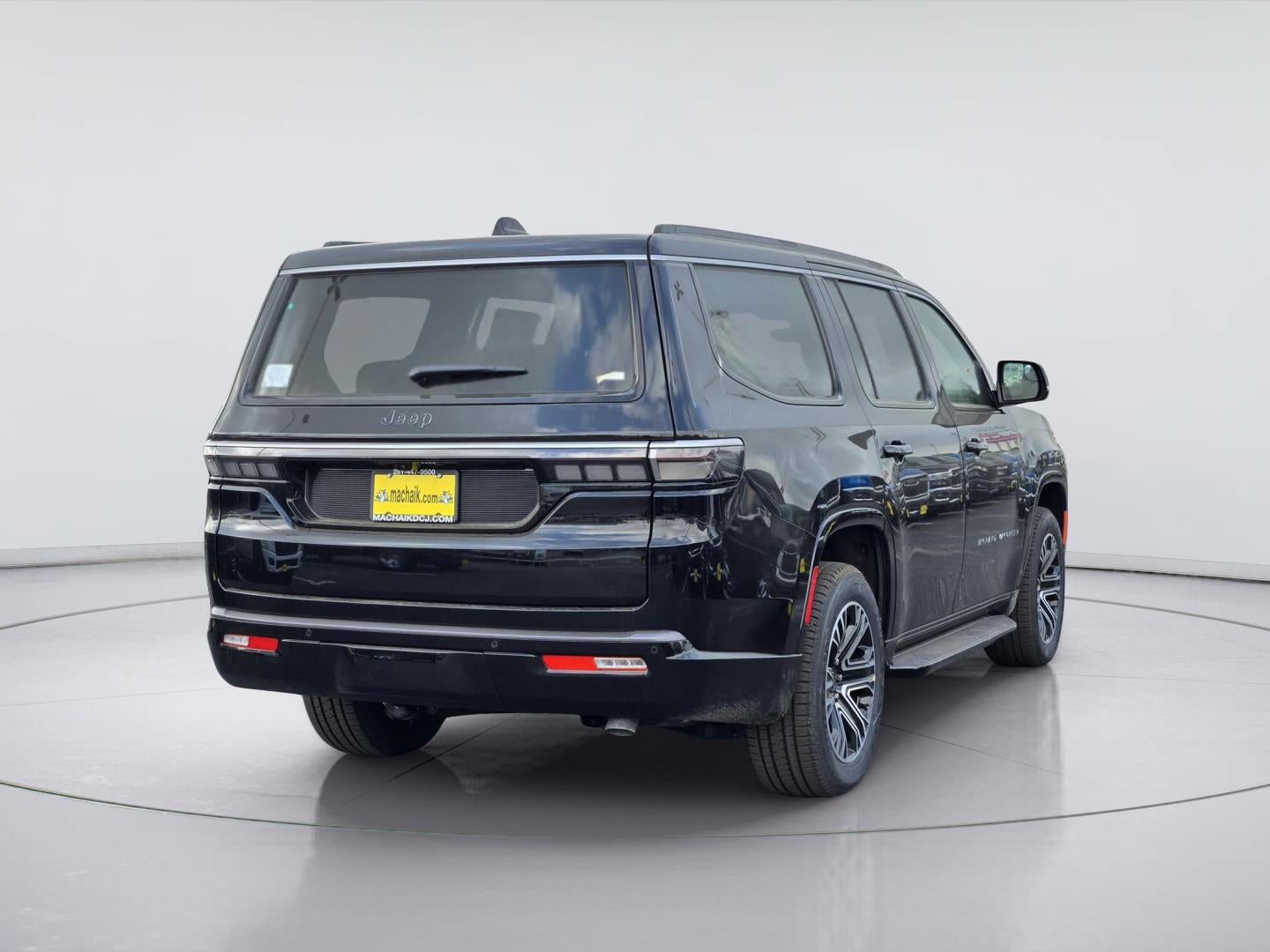 2026 Jeep Grand Wagoneer Base