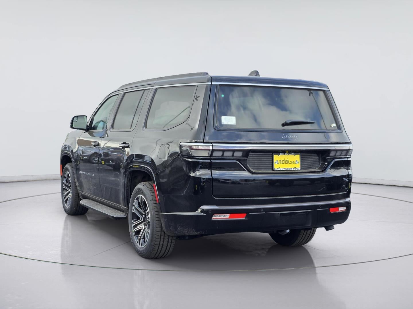 2026 Jeep Grand Wagoneer Base