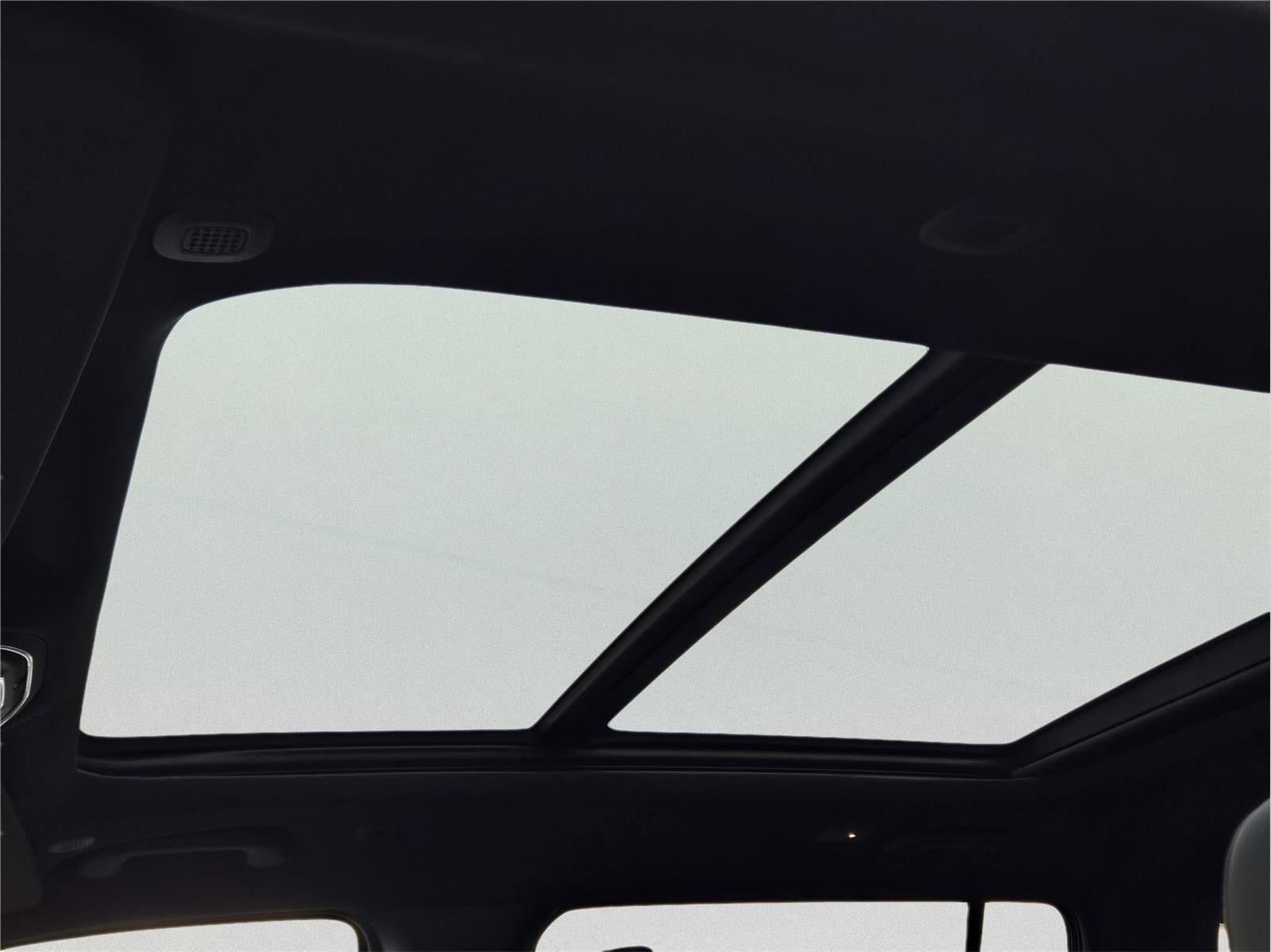 2026 Jeep Grand Wagoneer Base