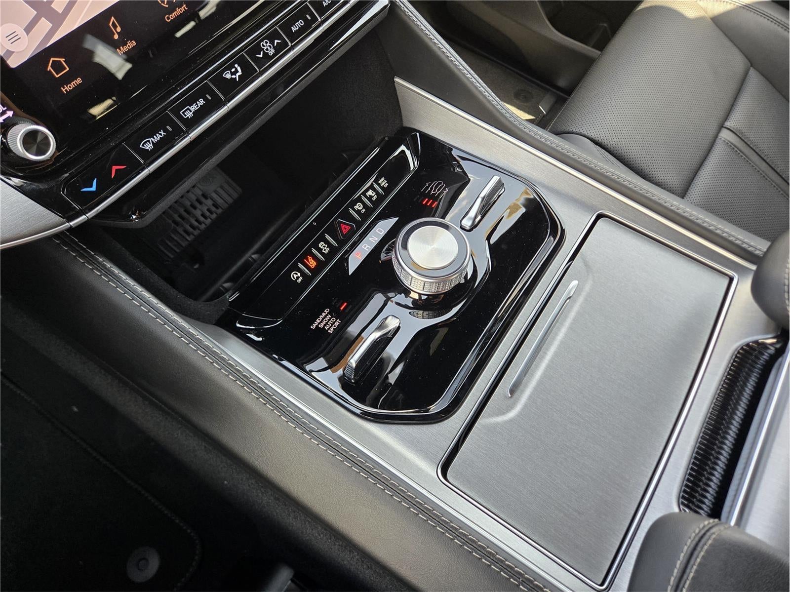 2026 Jeep GRAND WAGONEER Base