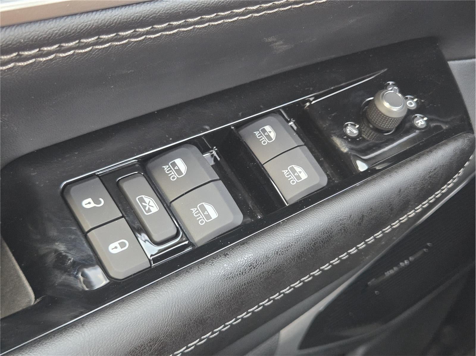 2026 Jeep GRAND WAGONEER Base