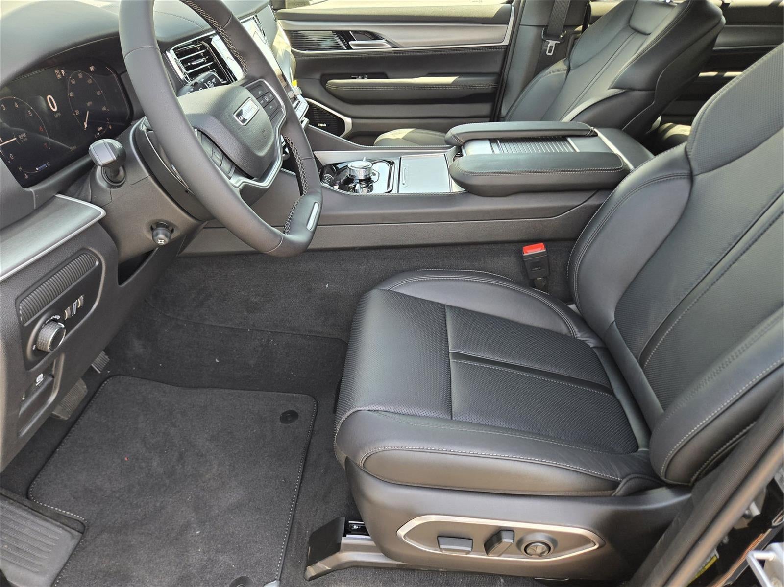 2026 Jeep GRAND WAGONEER Base