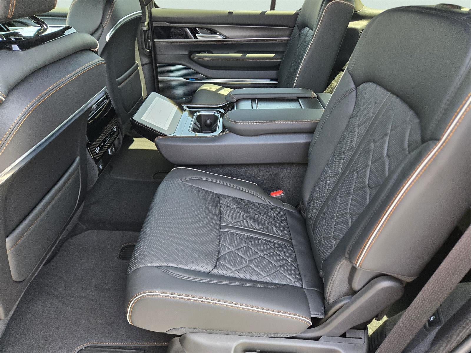 2026 Jeep Grand Wagoneer Summit Reserve
