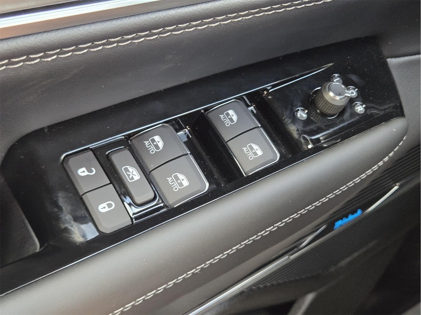 2026 Jeep Grand Wagoneer Summit Obsidian