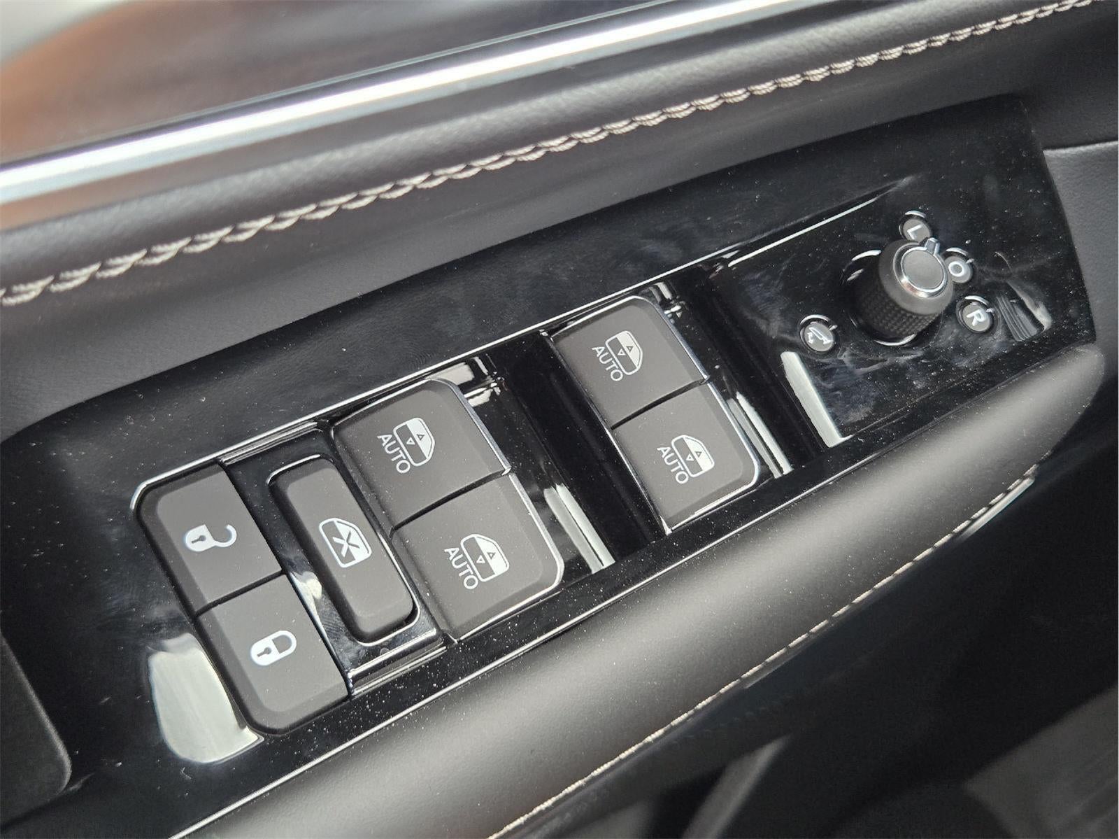 2026 Jeep Grand Wagoneer Summit Obsidian