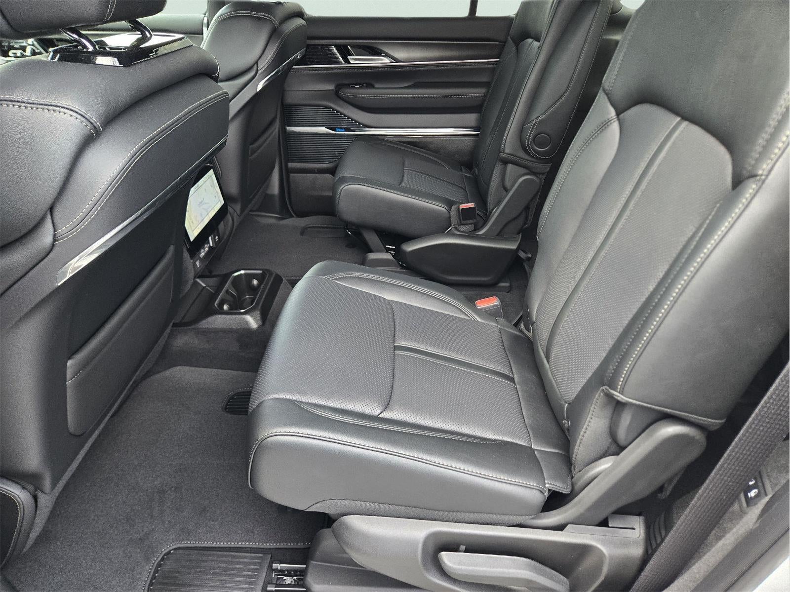 2026 Jeep Grand Wagoneer Summit Obsidian