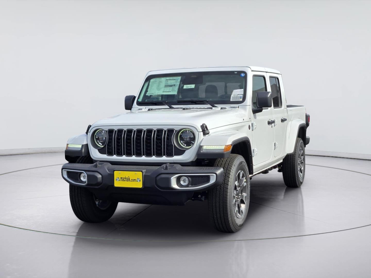 2026 Jeep Gladiator Sahara