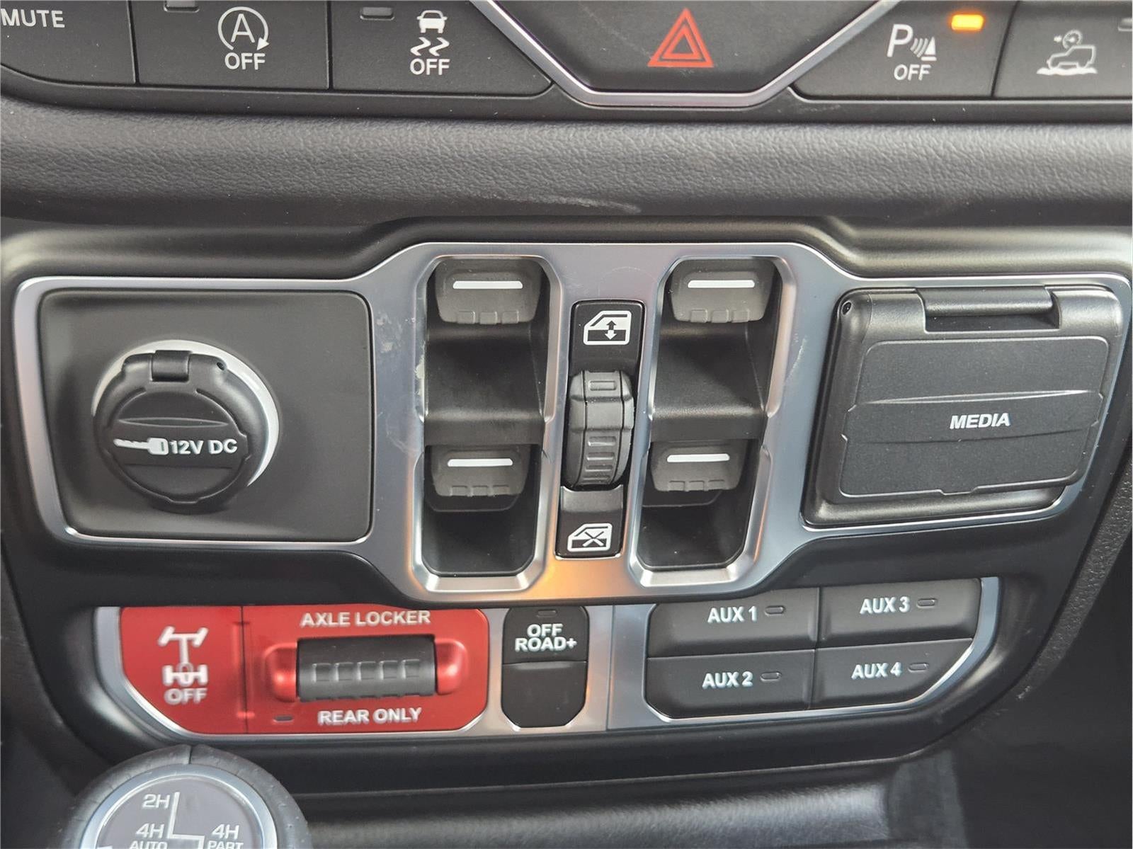 2026 Jeep Gladiator Mojave X