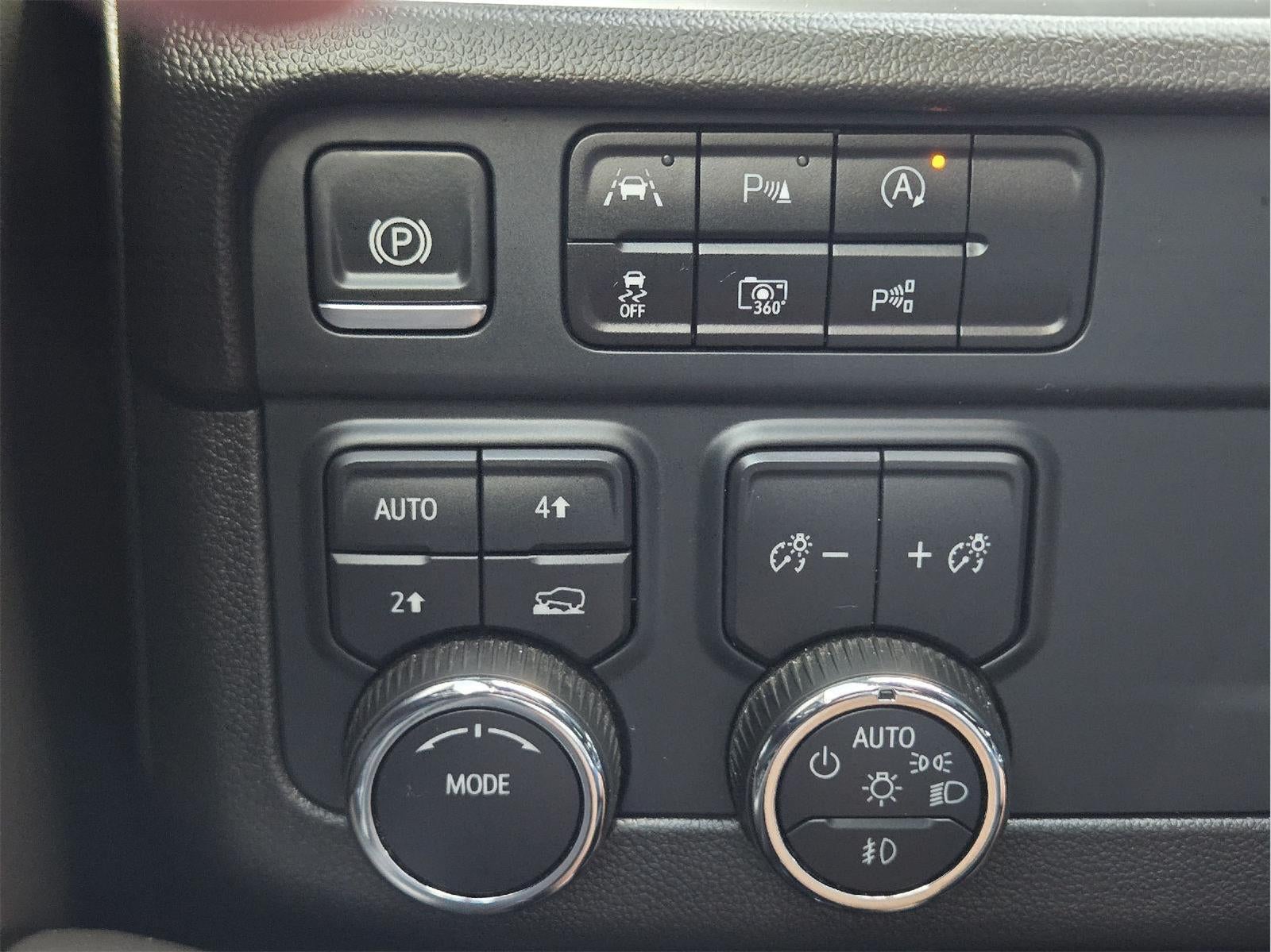 2025 Chevrolet Tahoe RST