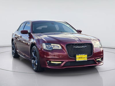 2023 Chrysler 300 Touring L