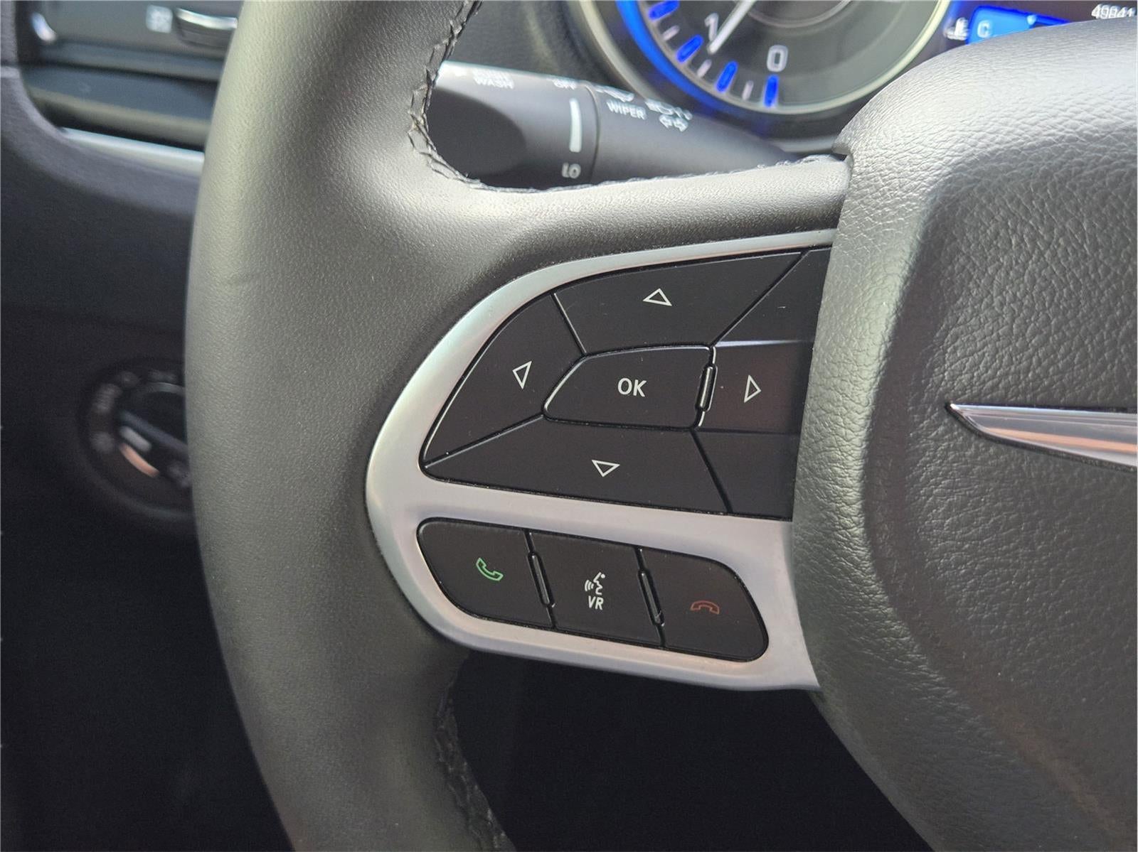 2023 Chrysler 300 Touring L