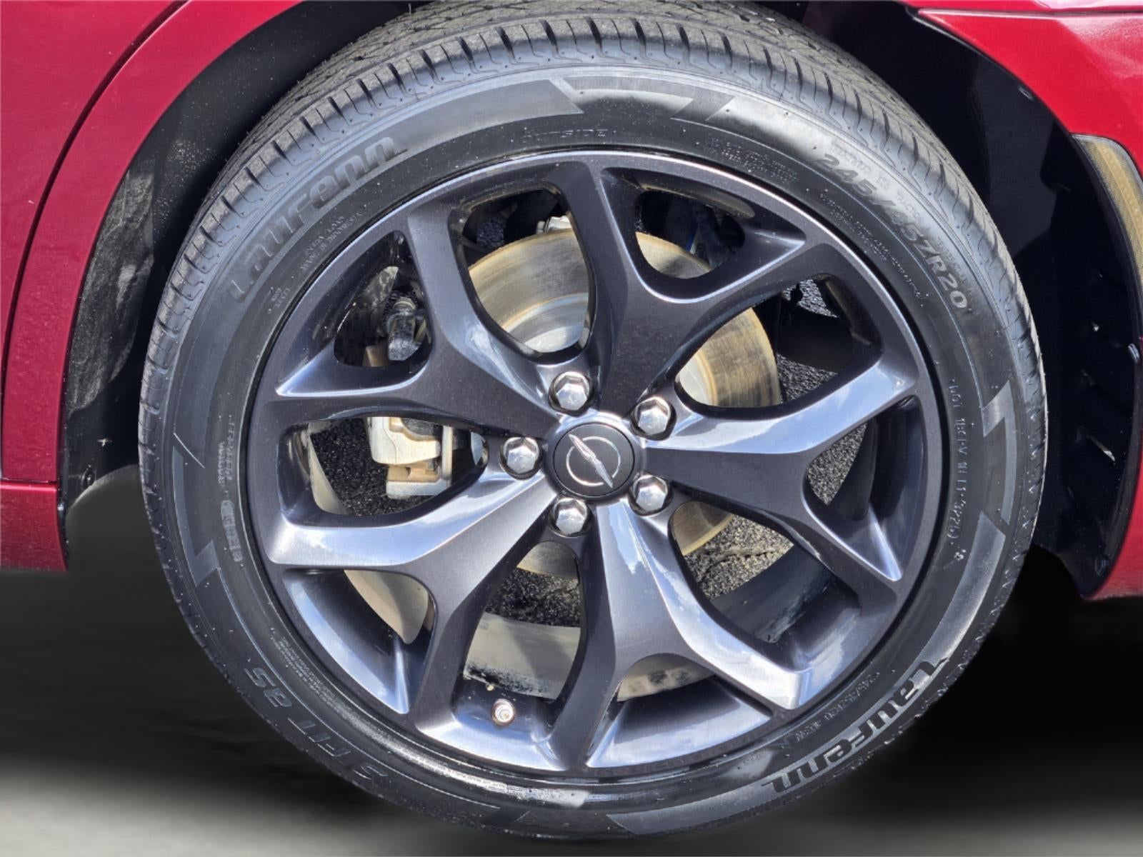2023 Chrysler 300 Touring L