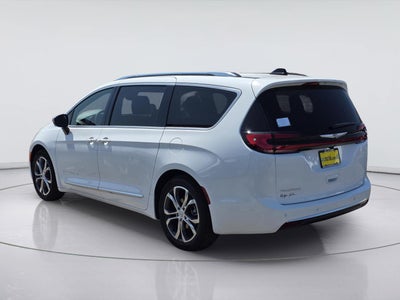 2026 Chrysler Pacifica Pinnacle