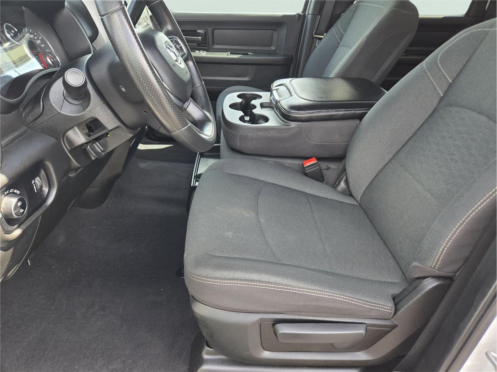 2025 RAM 3500 TRADESMAN