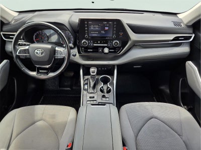 2020 Toyota Highlander LE
