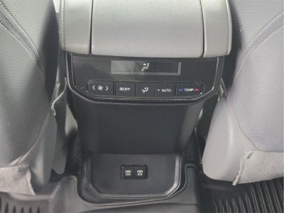 2020 Toyota Highlander LE