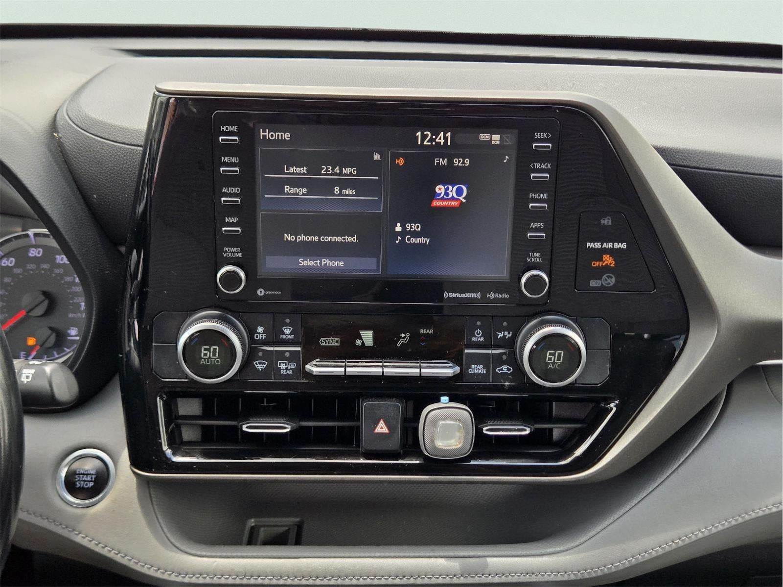 2020 Toyota Highlander LE